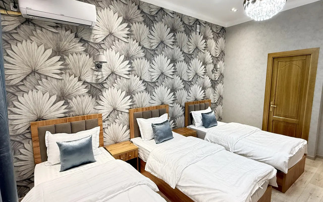 Mumtoz East Hotel