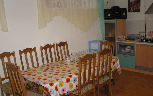 Lidiya Guest House