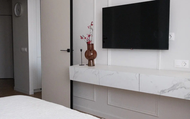 Atmosfera-White Apartments