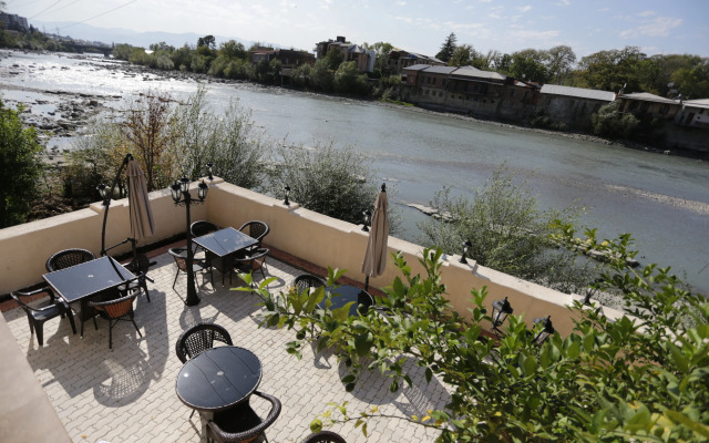 Sanapiro Hotel