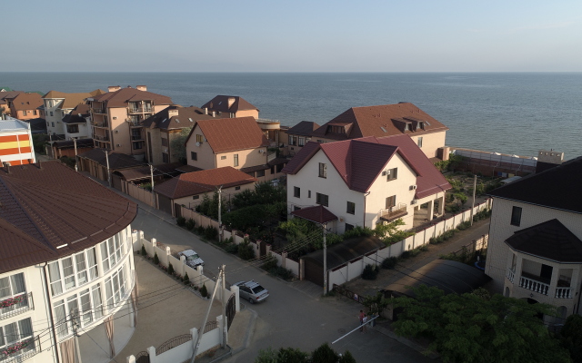 Belaya Dacha v Peresypi Guest House