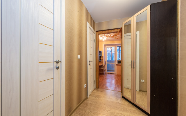 Апартаменты Яр-сутки на Московском 159