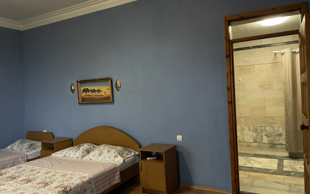 Lika Guest House