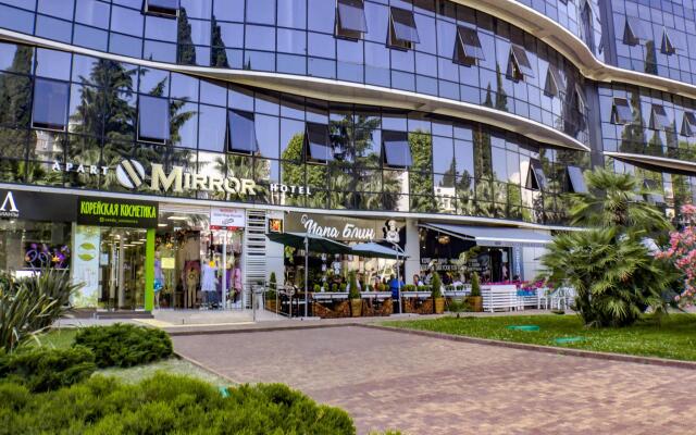 Mirror Residence Hotel