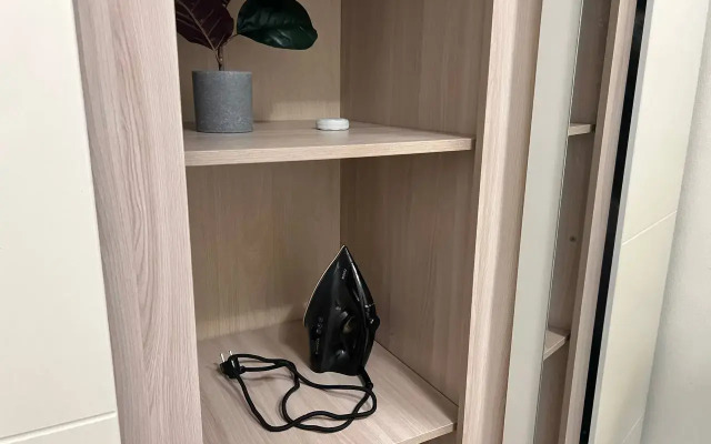 Uyutnaya Kvartira S Balkonom Pyadom S Kadom Flat