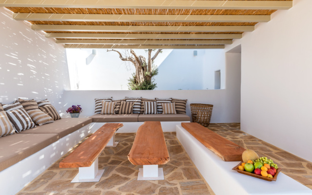 Le GrandMykonos Villa