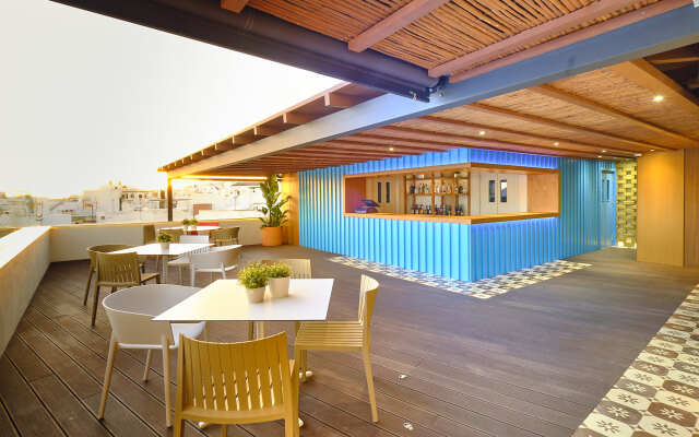 Hostal Campito & Coworking Hostel