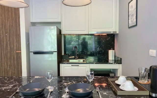 V Komplekse Palmyrah Apartment