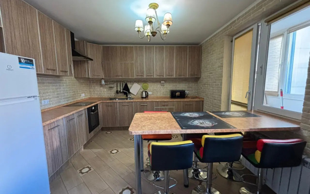 Апартаменты Maxi Двухкомнатные на Бородинском