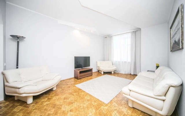 Na prospekte Nezavisimosti 36 Apartments