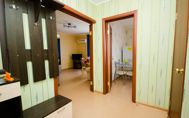Kvartirnyij Vopros Na Lazurnaya 17 Apartments