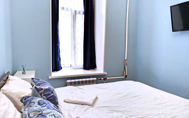 Квартира 4-комнатная в сердце Санкт-Петербурга