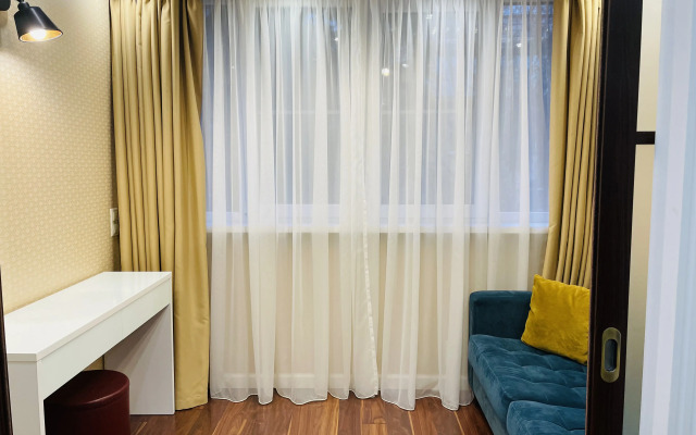 Dvuhkomnatnaya Na Roz 65 Flat