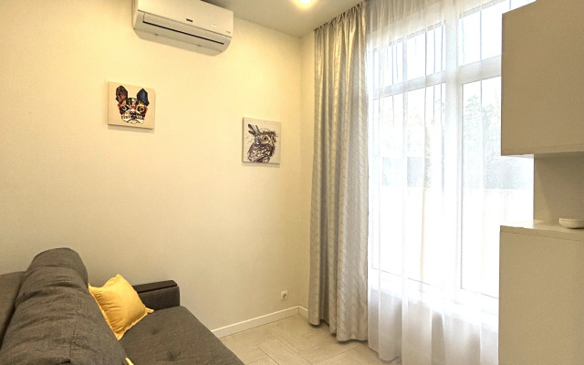 C Dvumya Spalnyami 8 Apartments