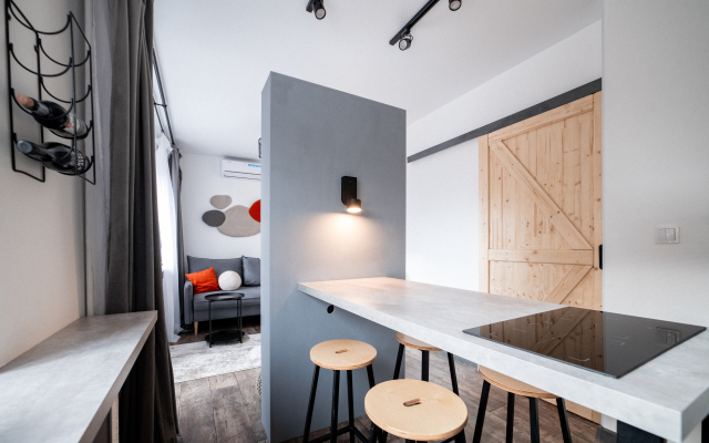 Smart V Tsentre Krasnoyarska Na Surikova 4 Flat