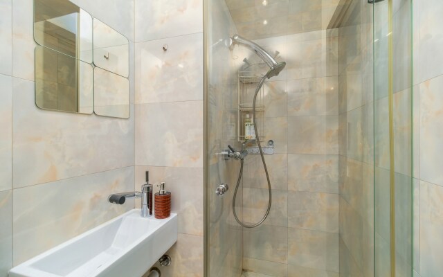 Апартаменты у Эрмитажа 3 спальни 2 сан.узла 8 гостей