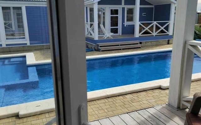 Blue Waves Villa