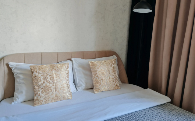 Apartamenty Prostornaa Dvuh Komnatnaa Kvartira s Parkovkoj vo dvore