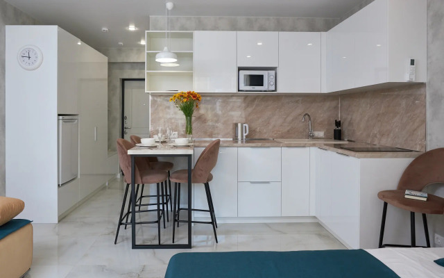 Semeynaya Studiya Rosa House v Zhk Karavella Portugalii Flat