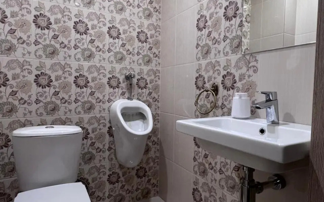 Flat 3-Kh Komnatnaya , 2-Ya Ogorodnaya, 25