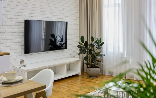 Yevrouyut Prostornye Trekhkomnatnye Nedaleko Ot Tsentra Apartments