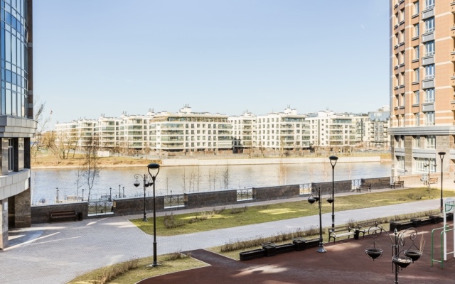 Tryokhkomnatny Premium Apartments