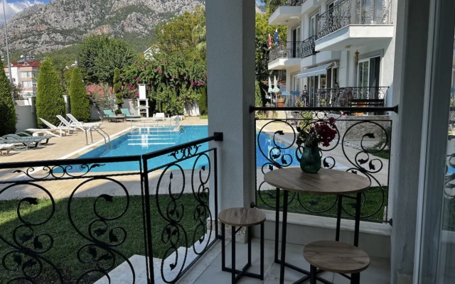 V Gorakh Apartments