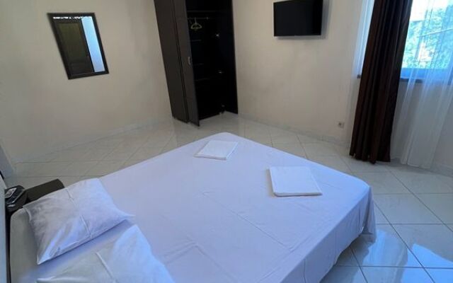 Kamila Private House