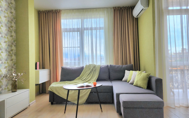 Na Nizhneimeretinskoy 143 Flat