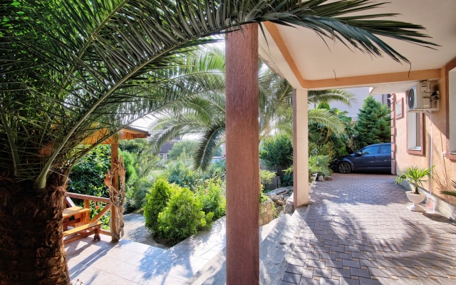 Rafael Guest House