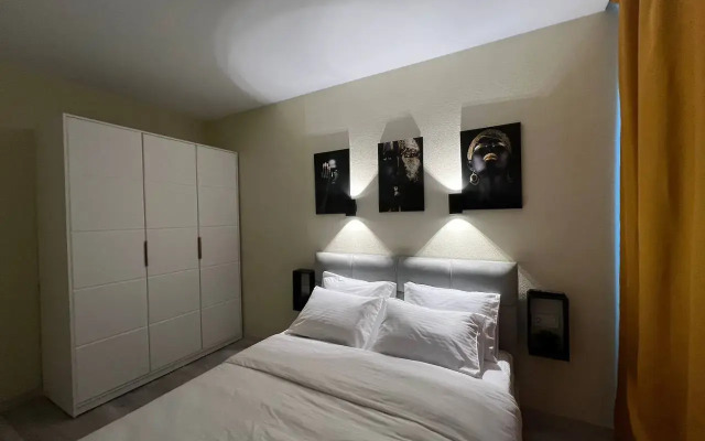 Alexhome V Monino Apartments