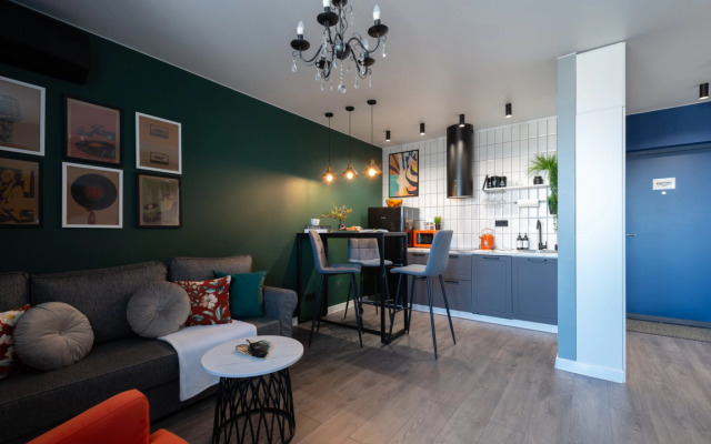 Novin House Apartments Eclecticism