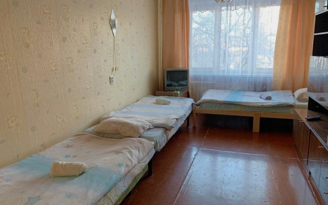 Bolshaya Trekhkomnatnaya Dlya Komandirov Flatochnykh
