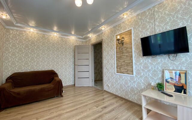 Uyutnaya Dvukhkomnatnaya V Tsentre Goroda Flat