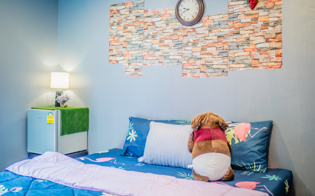 Menulis Coolly House Patong Guest House