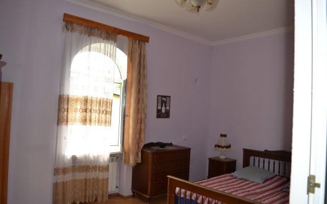 Saguramo Garden Guest House
