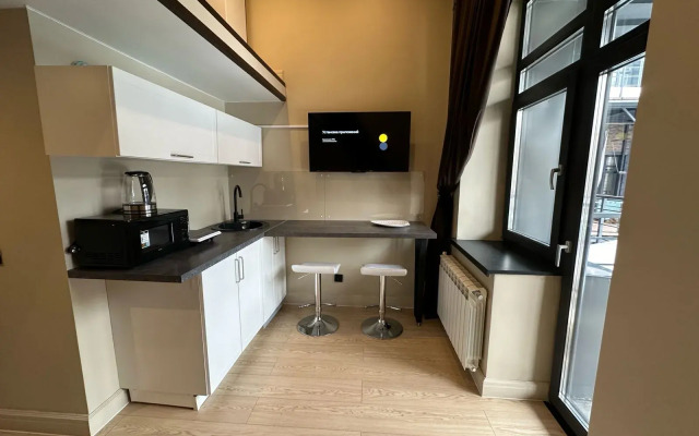 Na Roschinskoy Apartment