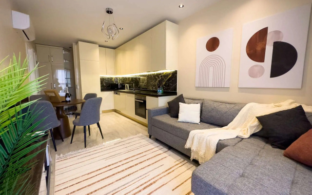 1+1 Qoople Oba Select Apartments