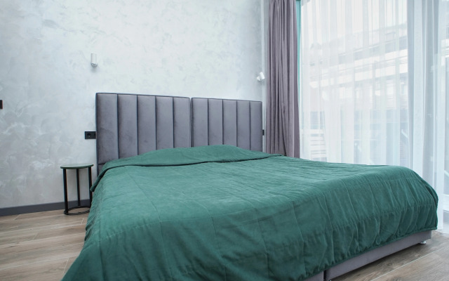 Апартаменты Студия с Панорамным Видом на Защитников Кавказа 114