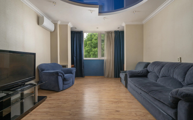 Na Krasnopolyanskoy Flat