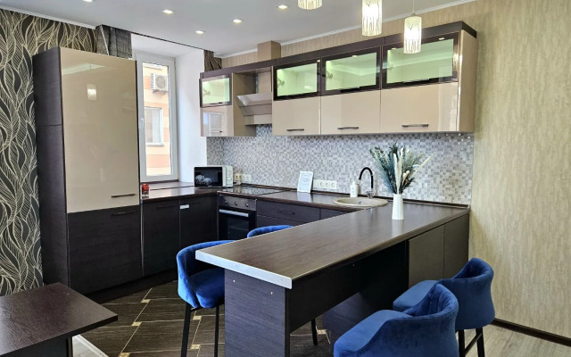 Квартира Неотель двушка рядом с Театром кукол