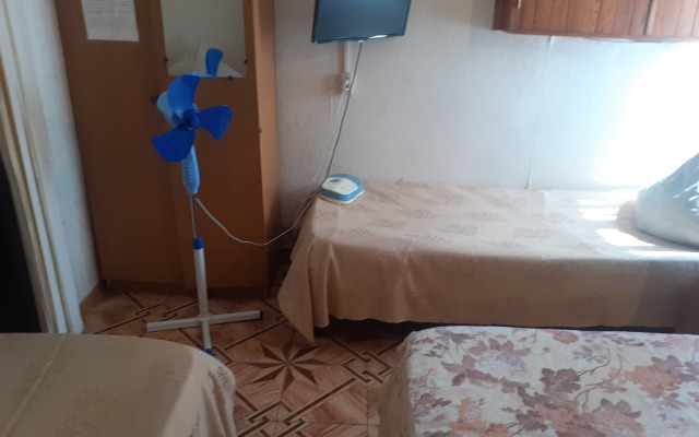 Eseniya Guest House