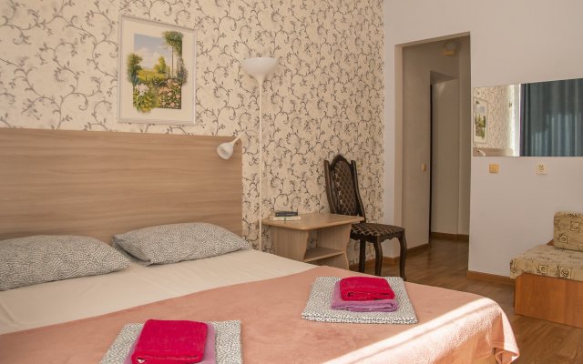 Na Primorskoj 14 Guest House