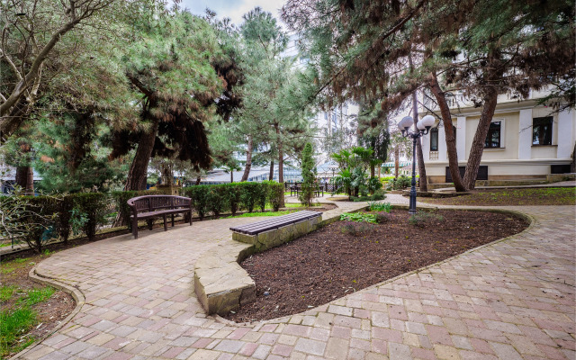 Апартаменты Роскошная квартира Классика с видом на парк