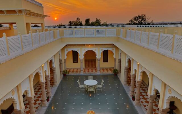 Отель Pratap Niwas - A Heritage Resort