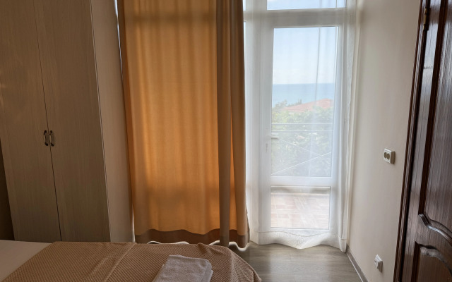 Nacharianoff Guest House