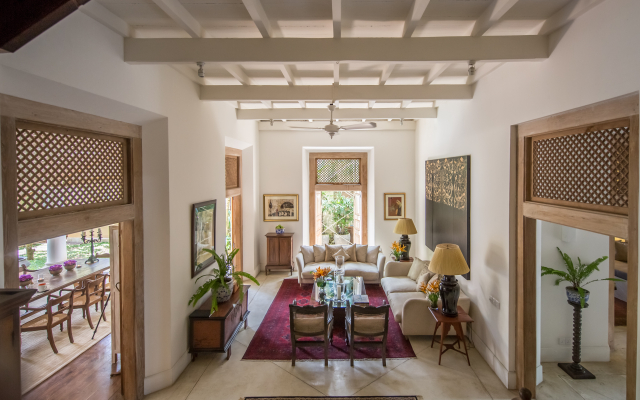 Taru Villas - Rampart Street