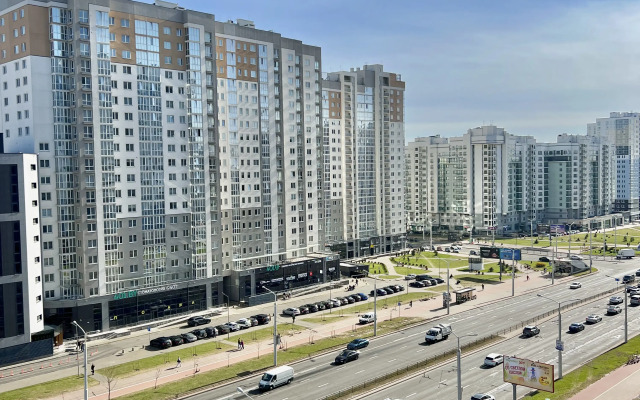 Dvukhkomnatnaya v Tsentre Minska na Sutki/nedeli/mesyatsy 2 Lodzhii Flat
