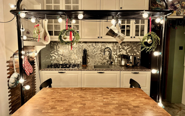 U Kitayskoy Besedki Guest House