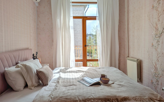 Dvukhkomnatnaya V Tsentre Flat